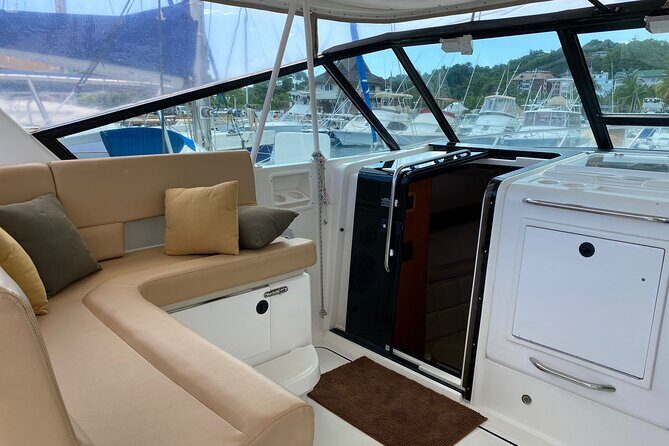 Exceptional whale watching in a Tahiti Yacht - FAQs