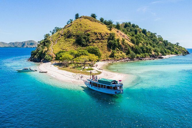 Exclusive Early Bird Komodo Tour: Beat the Crowds by Speed Boat - Who Will Love This Tour?
