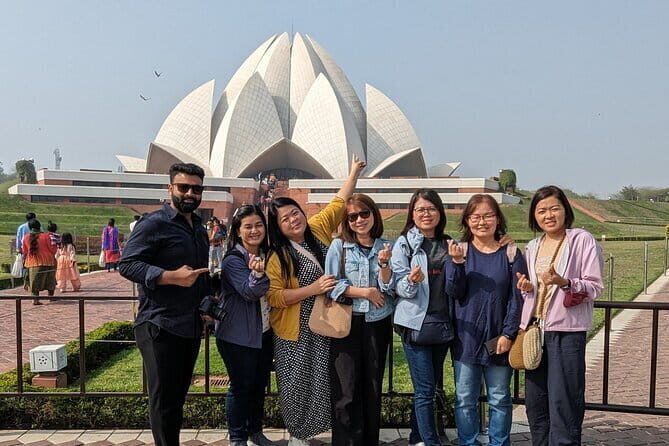 Exclusive Full-Day Guided Tour of Old and New Delhi - Key Points