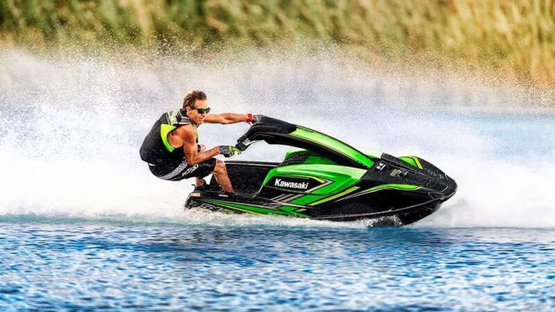 Exclusive Jet Ski Experience  Discover Dohas Coastline" - Key Points