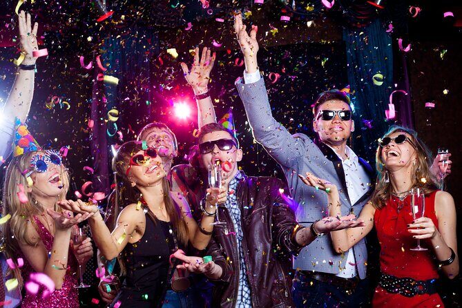 Exclusive Party Tour with Drinks in New York City - Who Should Consider This Tour?