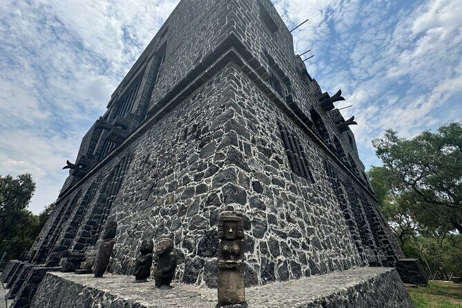 EXCLUSIVE TOUR at the Diego Rivera Anahuacalli Museum - small groups - Key Points