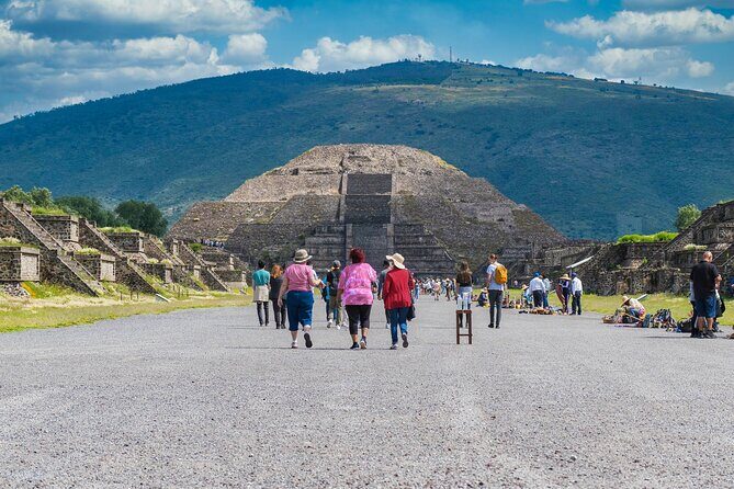 EXCLUSIVE TOUR Teotihuacan - small groups - Key Points