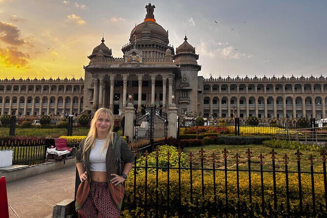 Experience Bangalore Evening City Walk Tour and Market Visit - Starting Point: Vidhana Soudha and Attara Kacheri