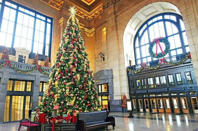 Experience Kansas City Private Christmas Stroll - FAQ