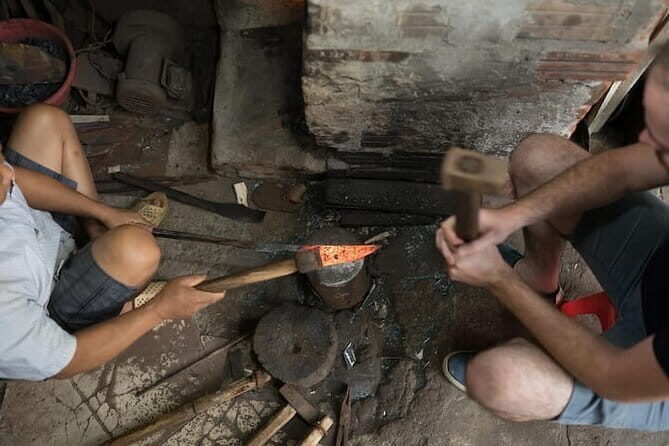 Experience Knife Making in Blacksmith Village - Key Points