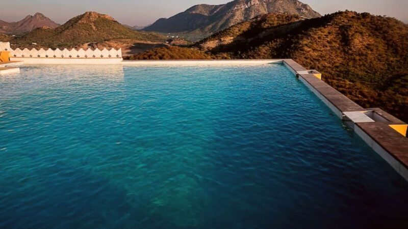 Experience Luxury: Private Museum, Vintage Car Ride - Who Should Consider This Experience?