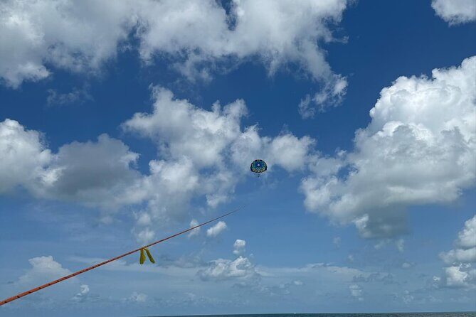 Experience Parasailing in Sarasota - A Detailed Look at the Sarasota Parasailing Tour