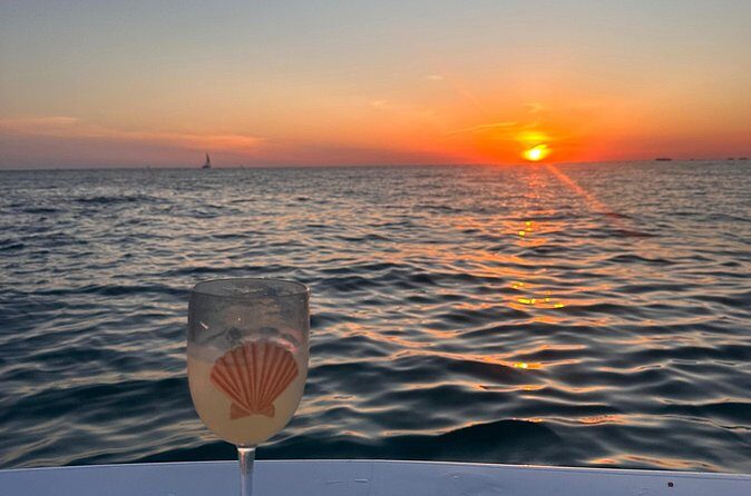 Experience Sunset and Dolphin Adventure in Panama - FAQ