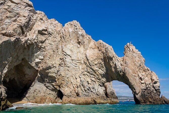 Experience the Clear Boat adventure & Cabo San Lucas City Tour - Why This Tour Works for Different Travelers