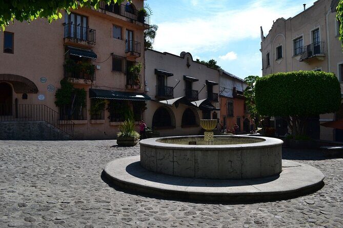 Experience the Day of the Dead Tour in Ocotopec from Mexico City - Who Will Love This Tour?