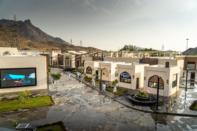 Experience the life of the Prophet in Makkah - Starting at Jabal Thawr