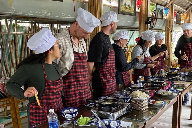 Experience Vegan/Vegetarian Cooking Class in Da Nang - Key Points