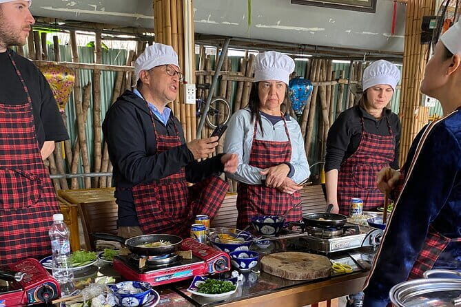 Experience Vegan/Vegetarian Cooking Class in Da Nang - Analyzing the Value