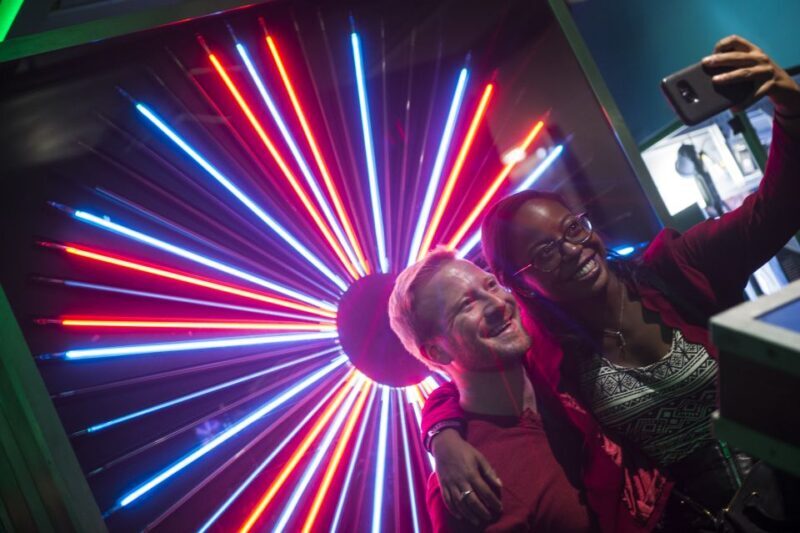 Exploratorium San Francisco: Adult-Only After Dark Admission - Who Should Consider This Experience?