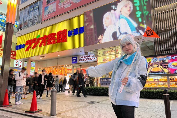 Explore Akihabara with Local Cosplayer Guide(s)! - The Sum Up