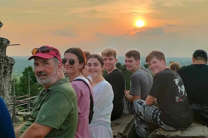 Explore Angkor Wat Sunrise Small Tour Private VIP Car - Relaxing Finale at Srah Srang