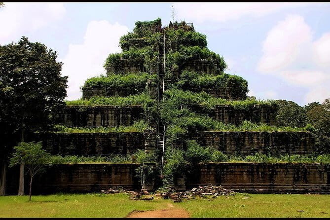 Explore Angkor Wat Sunrise Small Tour Private VIP Car - Practical Considerations and Value