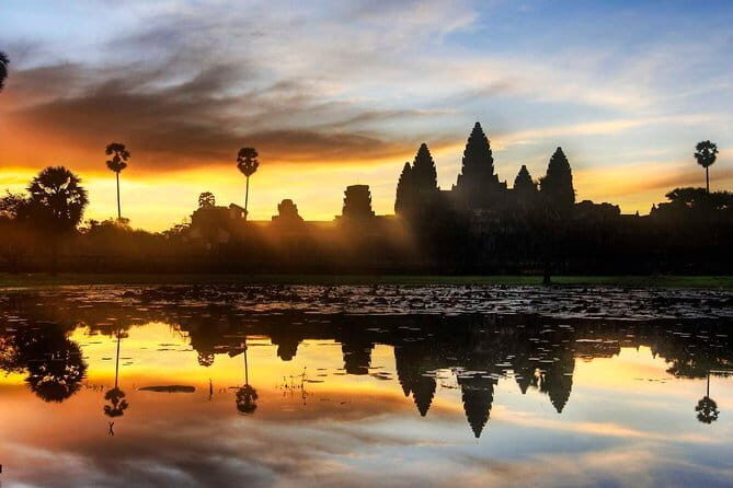 Explore Angkor Wat Sunset Watching Private Experience - The Itinerary in Detail