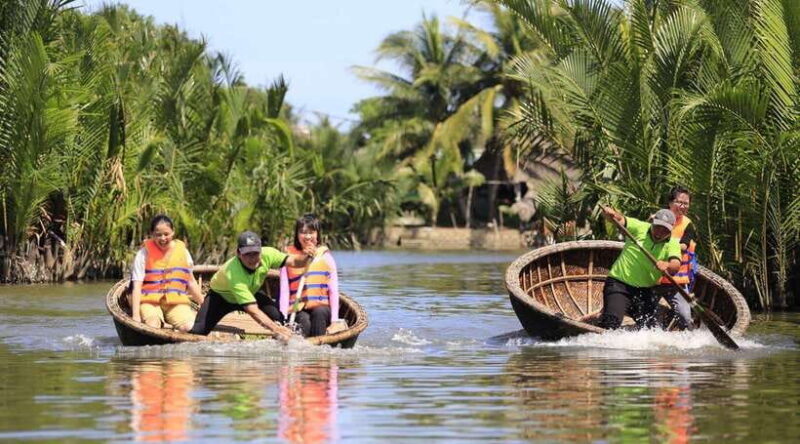 Explore Bay Mau Coconut Jungle & Hoi An Old Town with Dinner - Who Should Consider This Tour?