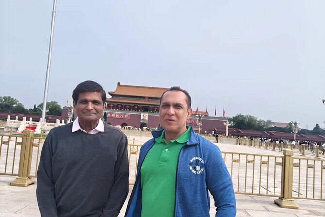 Explore Beijing's Tiananmen,Forbidden city andMutianyu with guide - A Closer Look at the Itinerary