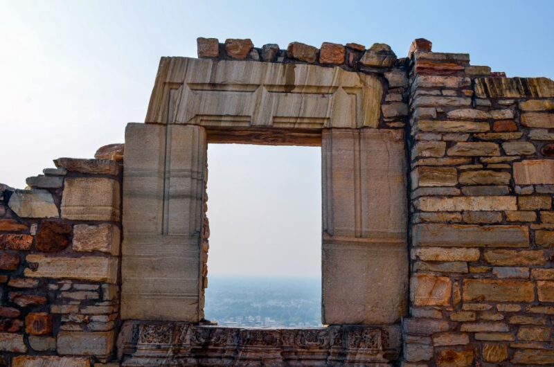 Explore Chittor Fort & Pushkar With Jaipur Drop from Udaipur - A Detailed Look at the Tour Highlights
