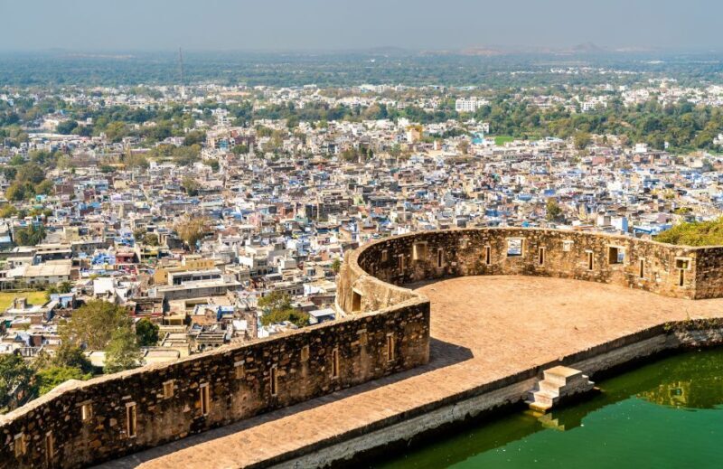 Explore Chittor Fort & Pushkar With Jaipur Drop from Udaipur - The Sum Up