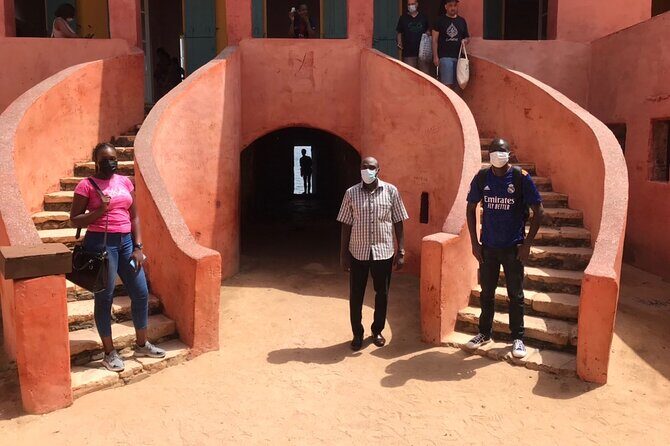 Explore Dakar and Gorée Island full day - Key Points