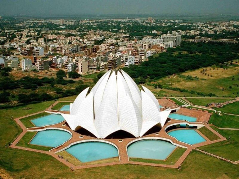 Explore Delhi City Tour With Guide - Key Points