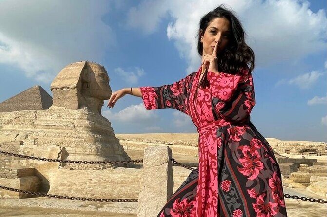 Explore Giza Pyramids,Sphinx, Museum,Lunch and Bazaar from Cairo - Key Points