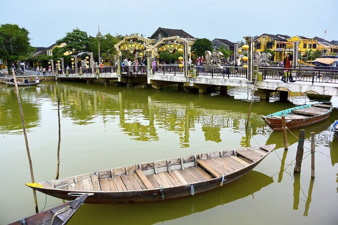 Explore Hoi An Ancient Town and Coconut Village with Dinner - Dining in Hoi An