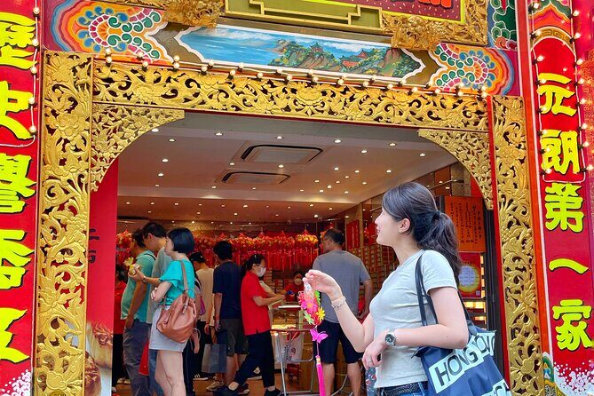 Explore Hong Kong: Aberdeen + Public Housing Estate Group Tour - The Sum Up: Who Will Love This Tour?