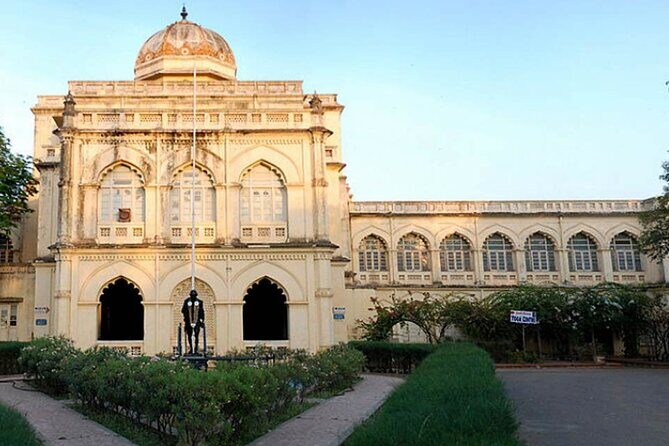Explore Madurai's Rich Culture: Private Car & Guided Tour - FAQ