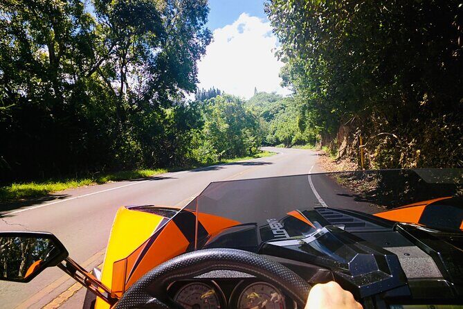 Explore Maui in a Polaris Slingshot Rental from Kihei - Who Will Love This Experience?