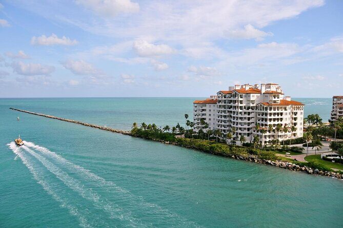 Explore Miami with a Private Boat Excursion - Exploring Miami with a Private Boat Excursion: An Honest Review