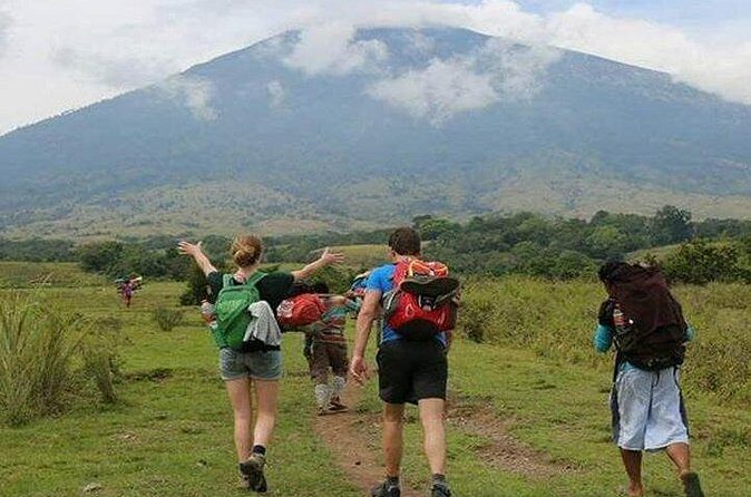 Explore Mount Rinjani To Summit, Lake & Hot Spring (3D 2N) - Authentic Experiences and Why Travelers Love This Tour