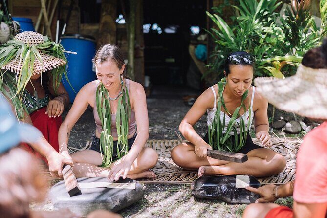 Explore old-fashioned Polynesian life and prepare a local meal - FAQs