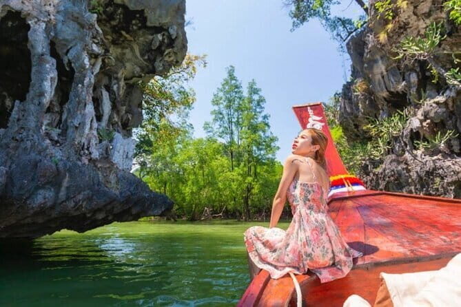Explore Phi Phi Islands by Ferry  Snorkeling & Lunch Included - Who Should Consider This Tour?