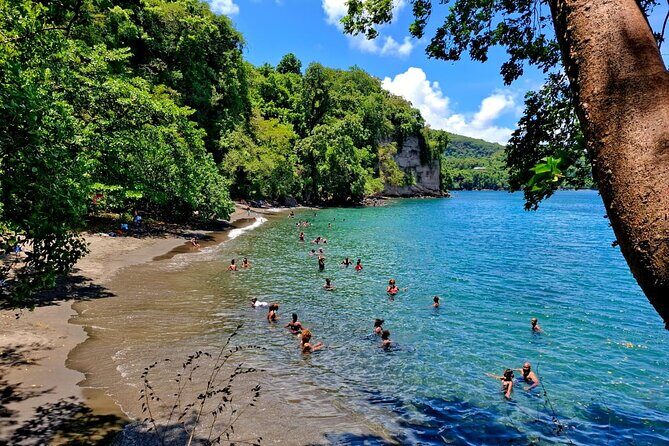 Explore Secret Beaches in Grenada - A Deep Dive into the Hidden Beaches Tour