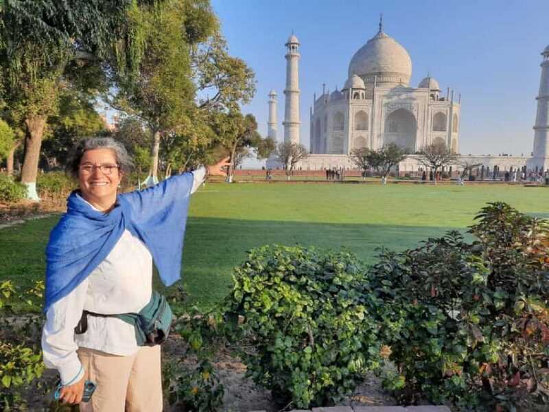 Explore Taj, Red Fort, Fatehpur Sikri & SOS Tour in 2 Day - An Overview of the 2-Day Experience
