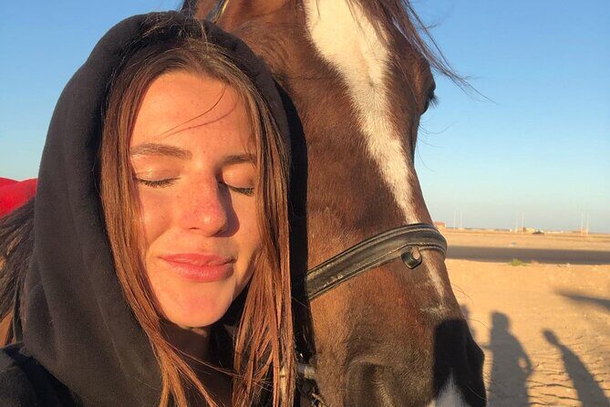 Explore The Desert &The Sea on a Horse Riding Cruise in Hurghada - FAQ