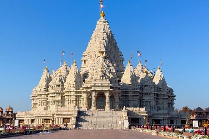 Explore the Hindu Temple a Spiritual Gem Near New York - Key Points