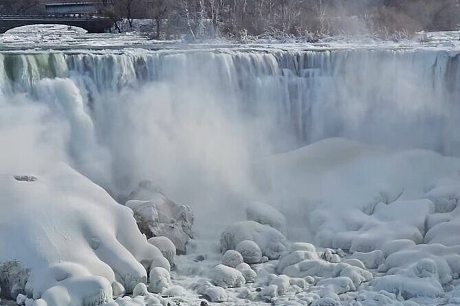 Explore the Views of Niagara Falls - Key Points