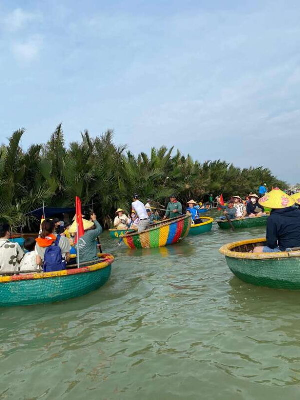 Exploring Hoi An Basket Boat Tour with Local People - Key Points