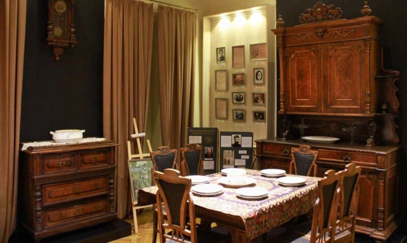 F1 Weekend Special: Baku Cultural Museum Tour - An In-Depth Look at the Baku Cultural Museum Tour