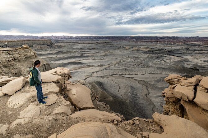 Factory Butte and Moonscape Overlook Guided Tour - How the Itinerary Unfolds