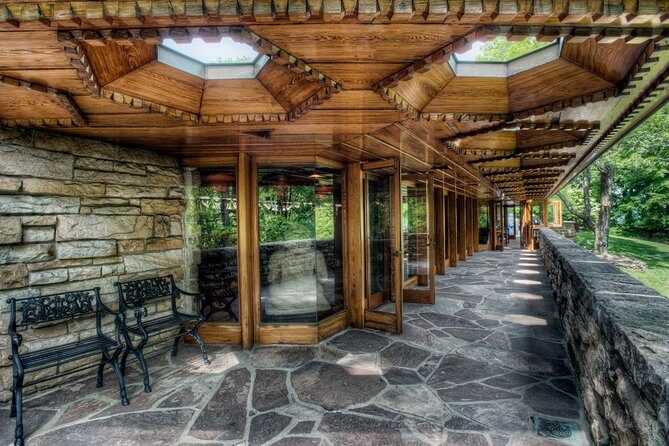 Fallingwater and Kentuck Knob - Two Visions of Frank Lloyd Wright - The Journey Begins: From Pittsburgh to Wrights Signature Homes