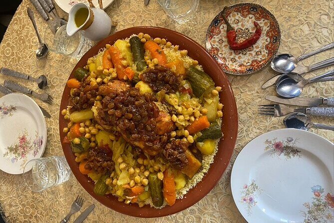 Family Dinner in Fes with Tea and Fun Stories - FAQs