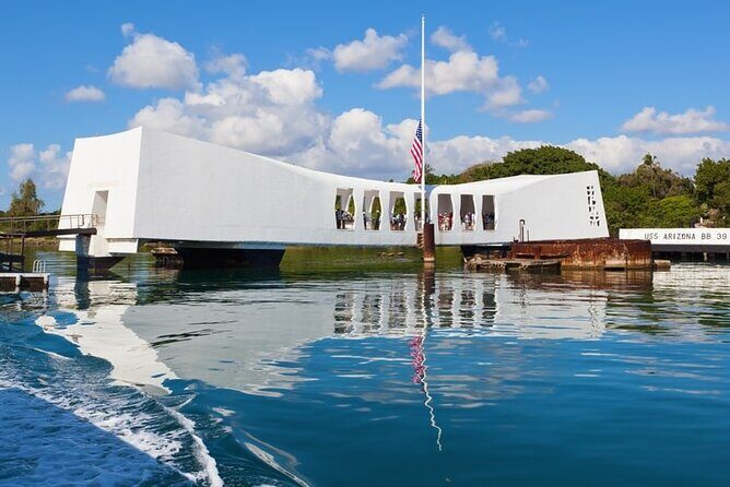 Family-friendly Pearl Harbor and Honolulu Downtown with private transportation - What Traveling Families Will Love