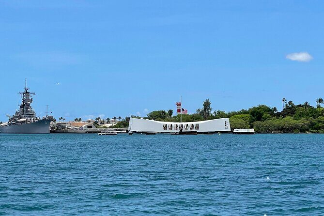 Family-friendly Pearl Harbor and Honolulu Downtown with private transportation - FAQs